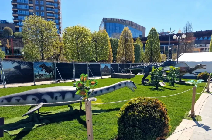 interaktivna-vystava-dinosaurov-dinoxpark-na-prenajom-big-4