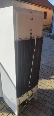 predam-chladnicku-indesit-big-2