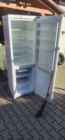 predam-chladnicku-indesit-big-1