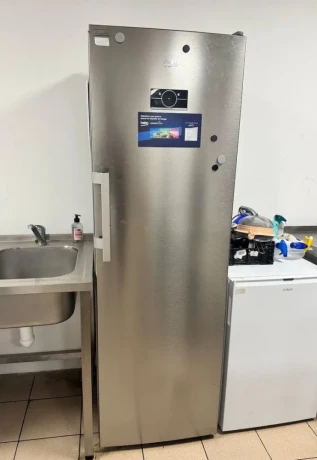 beko-b5rmlne444hx-chladnicka-big-1