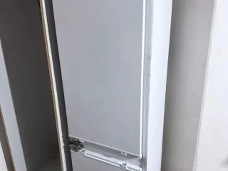vstavana-chladnicka-beko-cbi7703f
