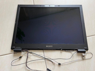 predam-lcd-displej-z-notebooku-sony-vaio-pcg-6s4m