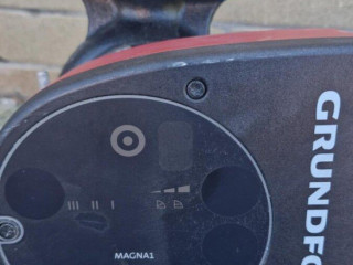 cerpadlo-elektronicke-obehove-grundfos-magna-1-40-40-f220