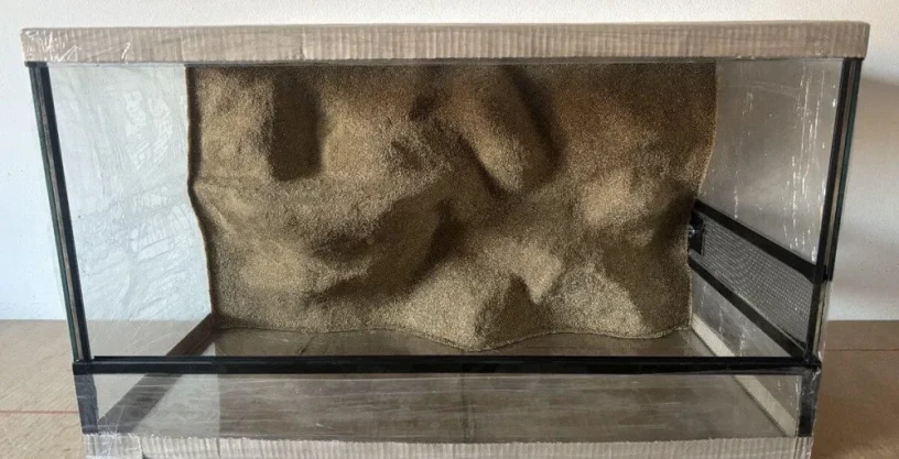 terarium-70x40x40-s-3d-stenou-big-3