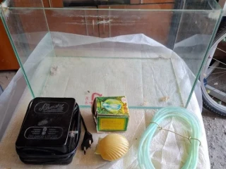 predam-akvarium-35x20x23