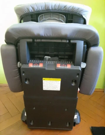 detska-autosedacka-znacky-foppapedretti-9-36-kg-big-3