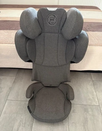autosedacka-cybex-solution-z-i-fix-big-0