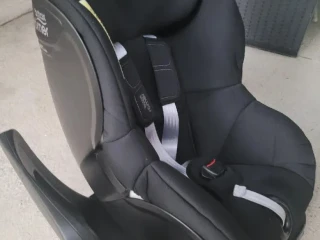 britax-romer-dual-fix-m-i-size