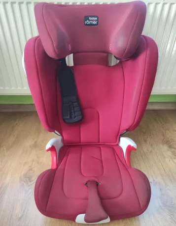 detska-autosedacka-15-36kg-big-1