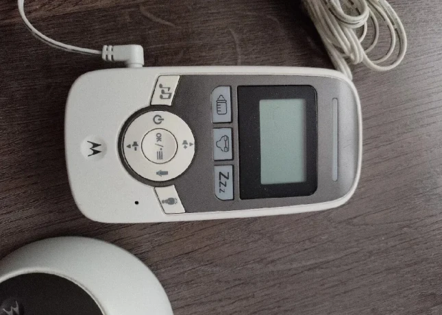 baby-pestunku-monitor-motorola-big-1