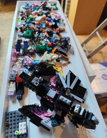 lego-minecraft-big-0