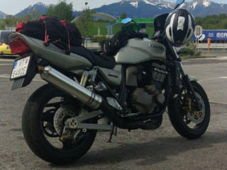 kawasaki-zrx-1200