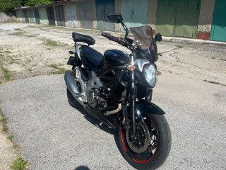 suzuki-sfv-650-gladius