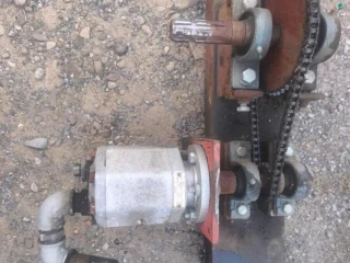hydraulicke-cerpadlo-s-prevodovkou