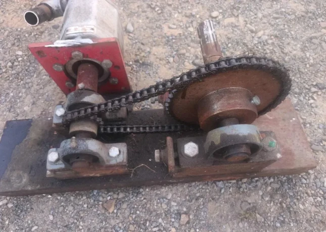 hydraulicke-cerpadlo-s-prevodovkou-big-3