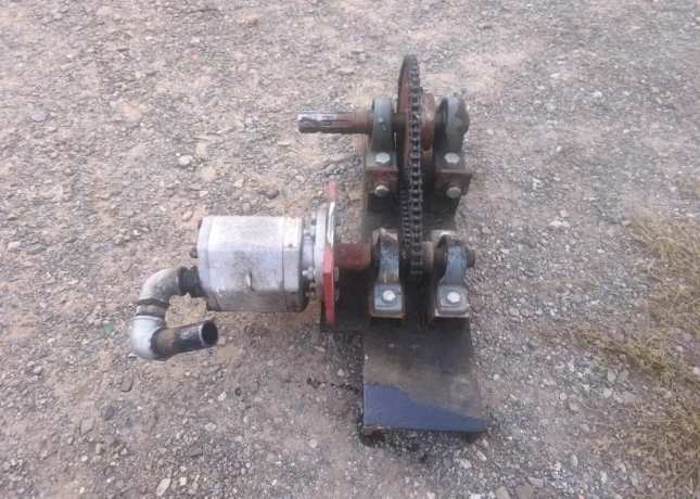 hydraulicke-cerpadlo-s-prevodovkou-big-4