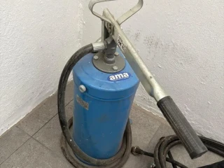 predam-pneumaticke-mazacie-a-hydraulicke-cerpadlo