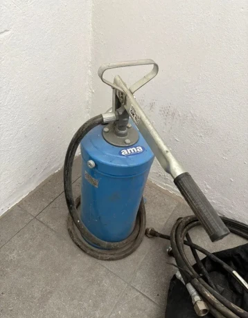 predam-pneumaticke-mazacie-a-hydraulicke-cerpadlo-big-0
