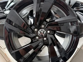 nepouzite-hlinikove-disky-5x112-r20-vw-touareg-rline-nevada