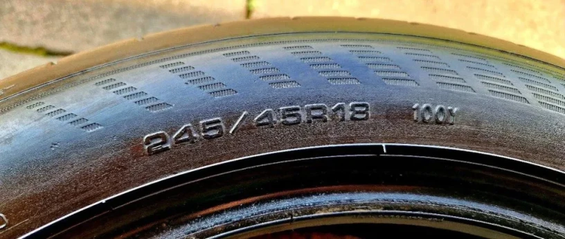 goodyear-eagle-f1-asymmetric-6-24545-r18-big-3
