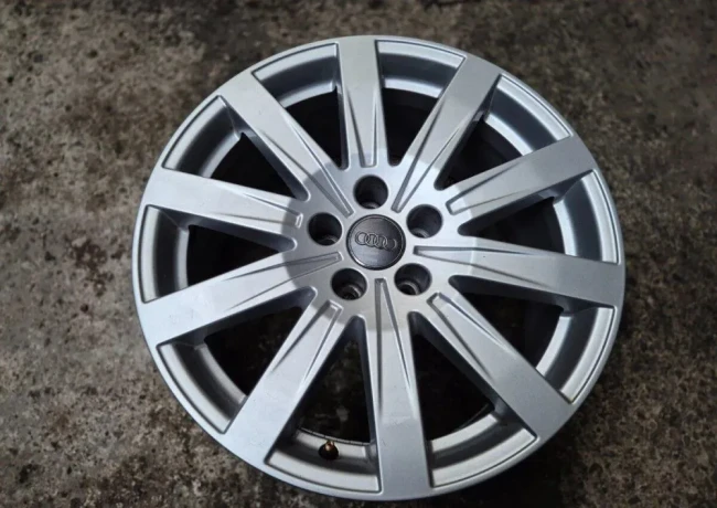 5x112-r18-et20-x-8j-elektrony-original-audi-big-0