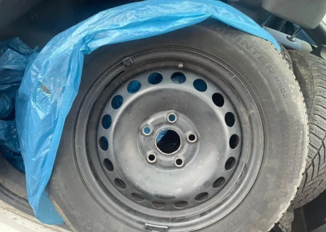 predam-plechove-disky-5x112-r15-orginal-skodawwaudi-big-2