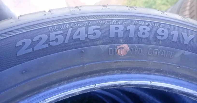 22545-r18-91y-letne-pneu-kumho-big-2