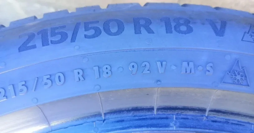 21550-r18-92w-zimne-pneu-continental-4ks-big-3