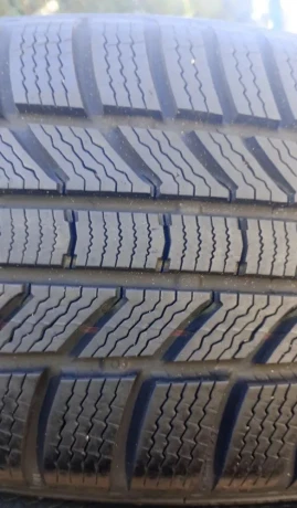 21550-r18-92w-zimne-pneu-continental-4ks-big-1