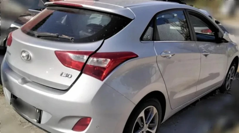 predam-hmlovka-hyundai-i30-16-2016-motor-g4fg-svetlo-dver-big-2