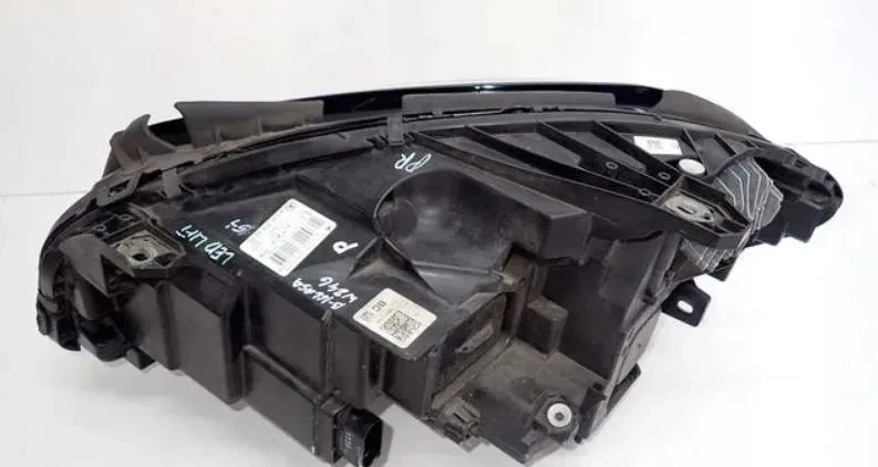 mercedes-b-svetlo-full-led-w246-2015-big-2