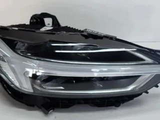 volvo-xc60-svetlo-full-led-2017