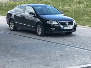 vw-pasat-b6-cierny