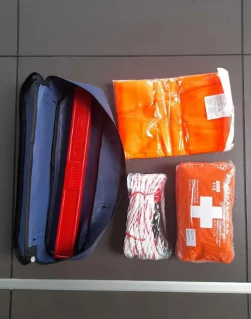 set-taska-povinnej-vybavy-big-1