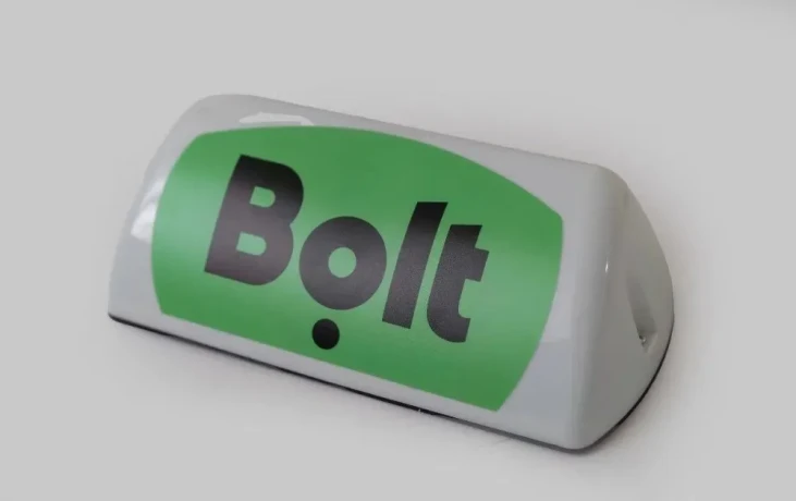 taxi-bolt-transparent-2varianty-big-2