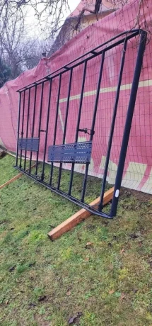 stresny-nosic-na-dodavku-big-1