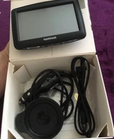 predam-navigaciu-tomtom-xl-edition2-big-0