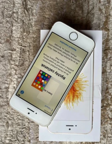 iphone-se-2016-first-gen-64gb-ios-14-big-1