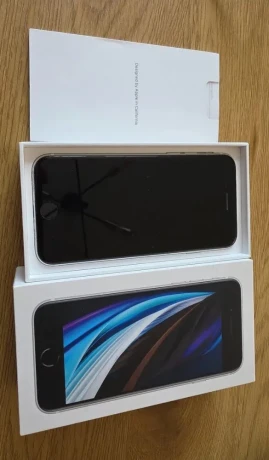 iphone-se-64gb-big-0
