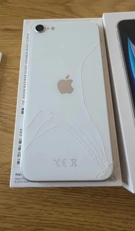 iphone-se-64gb-big-2