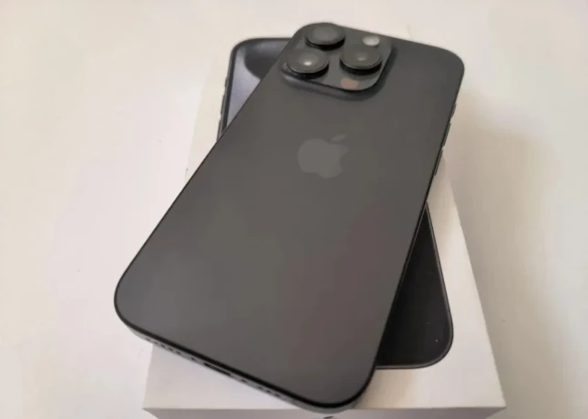 apple-iphone-15-pro-256gb-black-titanium-bateria-100-big-4