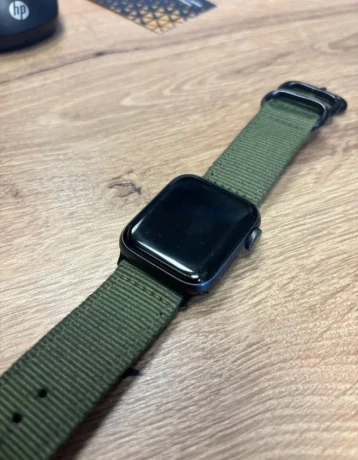 apple-watch-se-2022-big-3