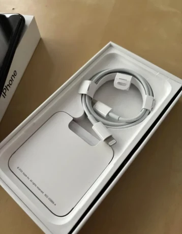 iphone-se-2020-big-3