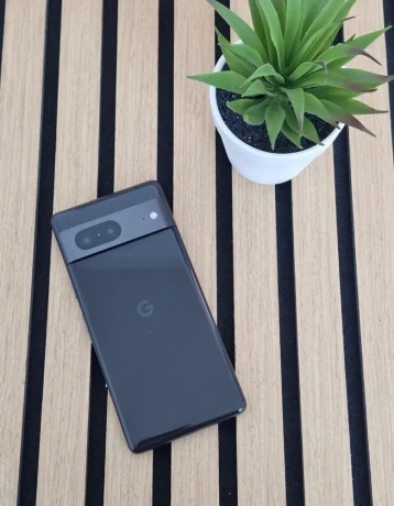 google-pixel-7-obsidian-1-rok-zaruka-big-0