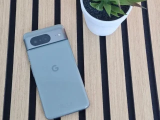 google-pixel-8-hazel-1-rok-zaruka