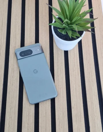 google-pixel-8-hazel-1-rok-zaruka-big-0