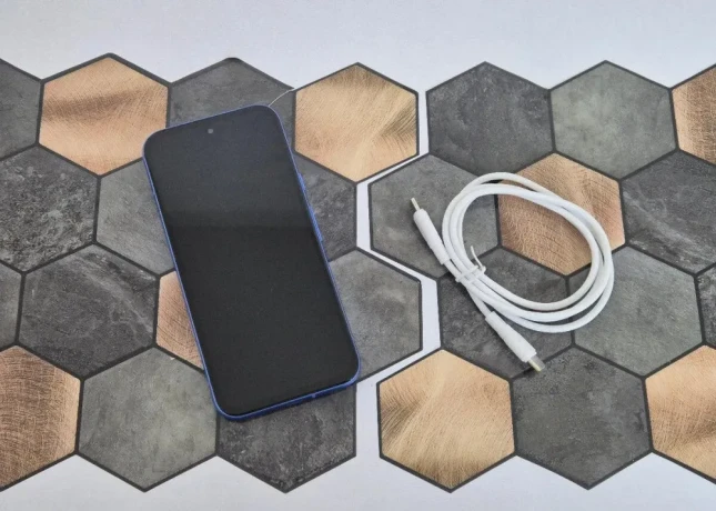 google-pixel-8a-128gb-bay-zaruka-1-rok-big-2