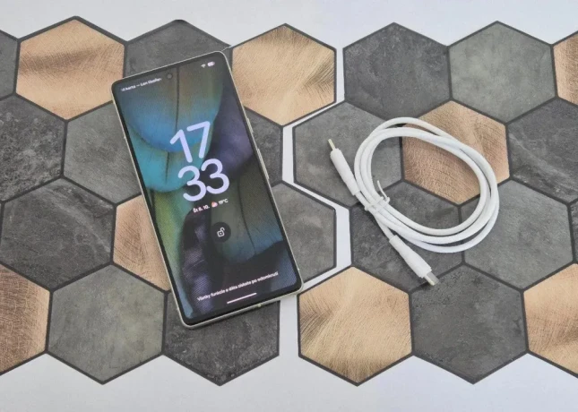 google-pixel-7-128gb-lemongrass-zaruka-1-rok-big-1