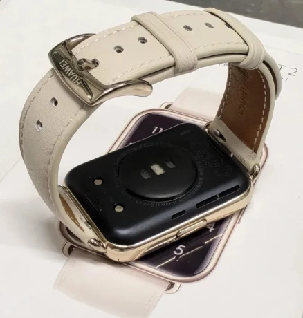 huawei-watch-fit-2-classic-big-3