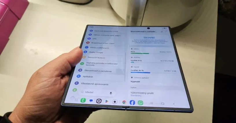 samsung-galaxy-z-fold-7-modry-512gb-big-2
